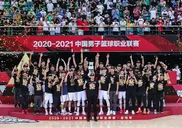 九游体育app官方下载-包含广东宏远内部会议纪要流出：赛前篮板制胜；意甲使命明确；赛程密集仍需轮换的词条